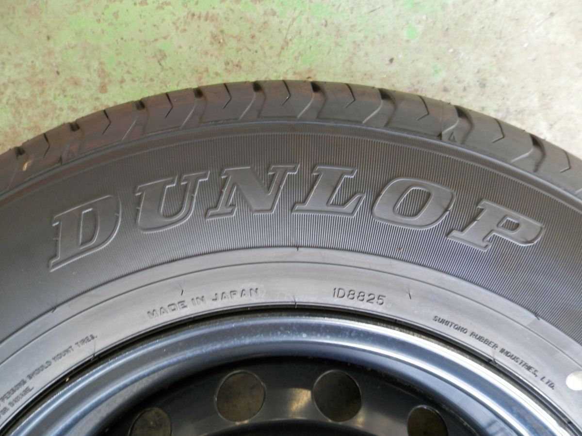 トヨタ 200 ハイエース 15インチ 純正スチールホイール付ラジアル 