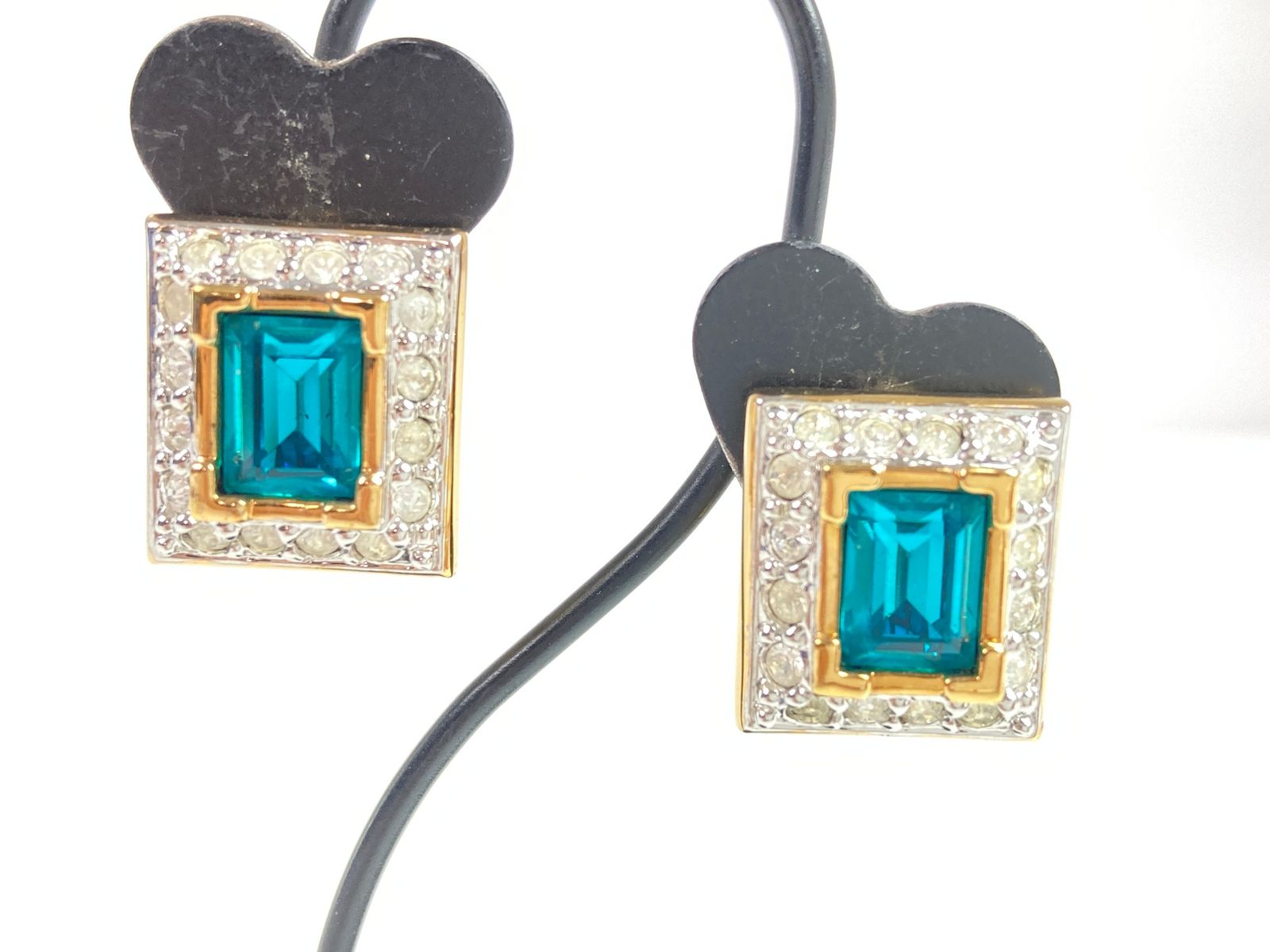 スワロフスキー　SWAROVSKI　ラインストーン　カラーストーン　スクエア　イヤリング　ブルー×シルバーカラー×ゴールドカラー　送料無料