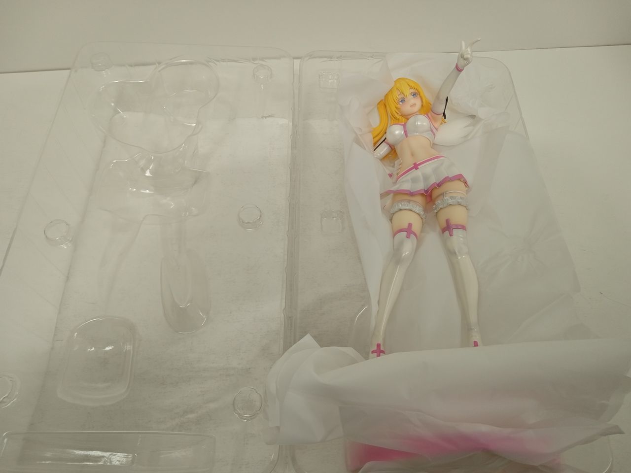 ベルファイン 2.5次元の誘惑 リリエル 真 天使形態 リリサ 1/6 フィギュア 中古 [MO-7322]