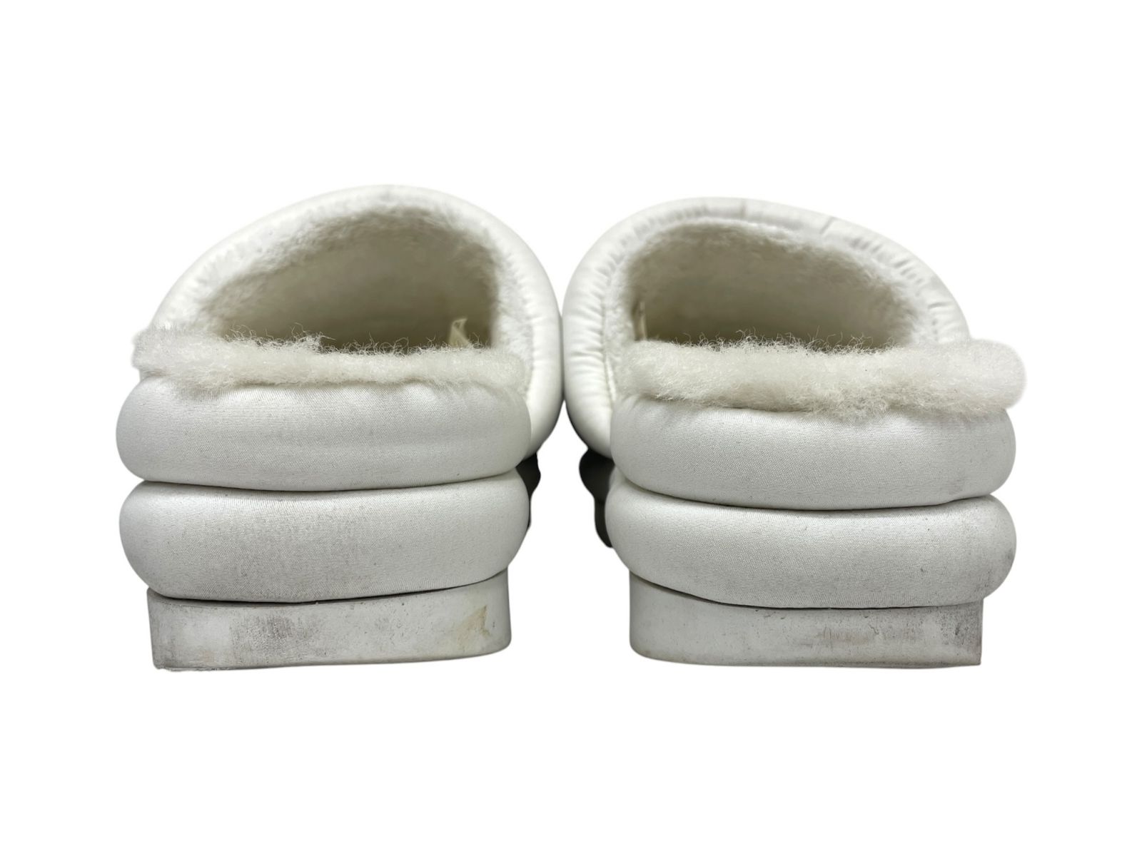 UGG（アグ） Maxi Slide Logo マキシスライドロゴ ステートメント