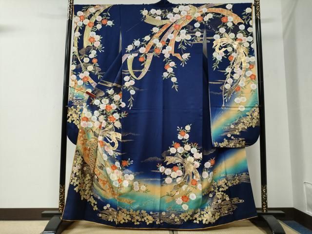 平和屋着物●ブライダルファッションデザイナー・桂由美　振袖　十二単風　束ね熨斗吉祥舞桜文　金彩　正絹　逸品　CABG0090yc