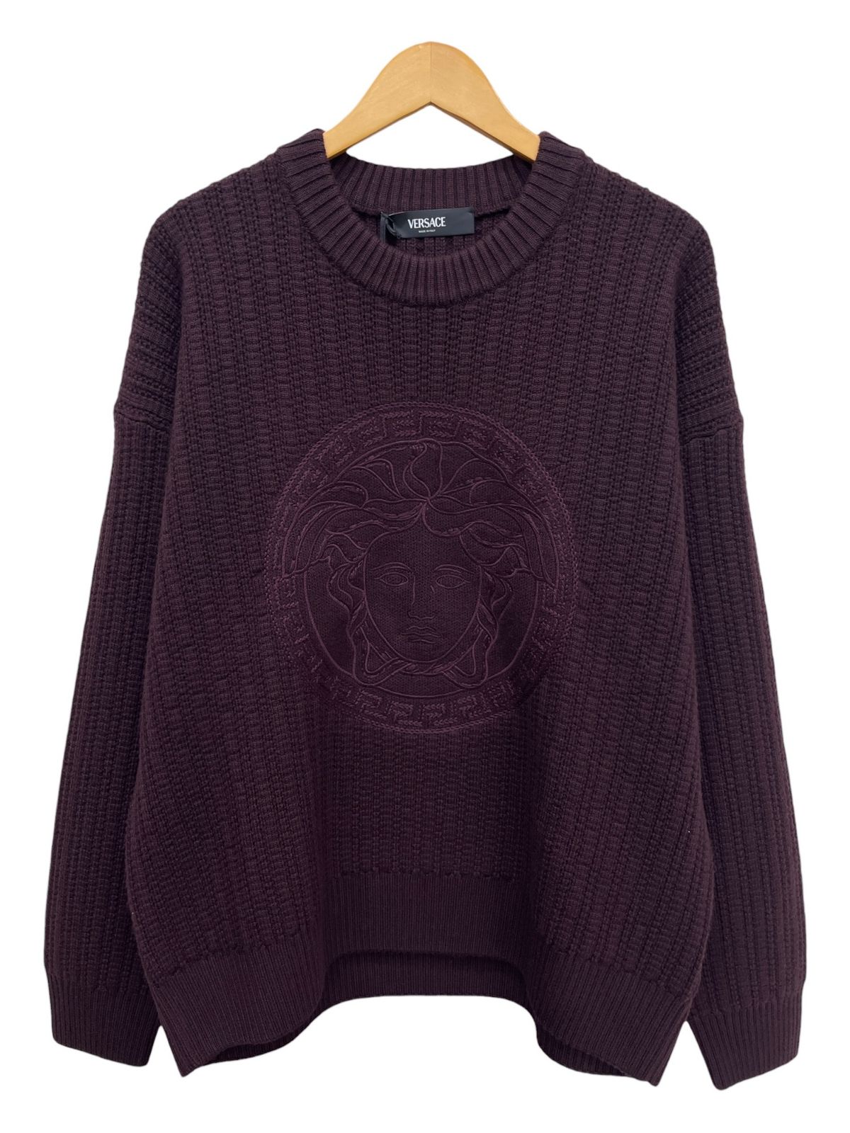 VERSACE (ヴェルサーチェ) Embroidered Medusa Cable-Knit ケーブルニット セーターメドゥーサ 刺繍 イタリア製 1018402-1A12939 52 ワイン メンズ/045