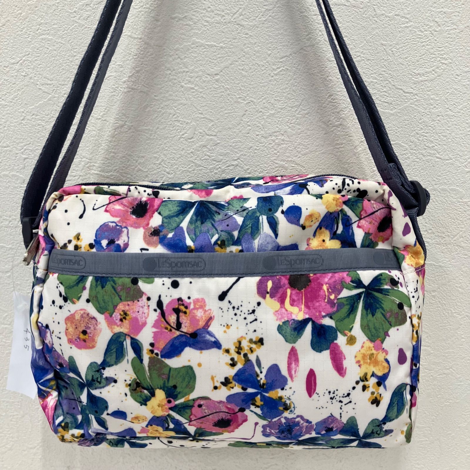 435　LeSportsac　レスポートサック　ダニエラクロスボディ　ショルダーバッグ　ペイントドロップフローラル　PAINTDROP FLORAL　花柄　フラワー　インク　レディース　小さめ　ミニ　ホワイト　ブルーグレー　軽量