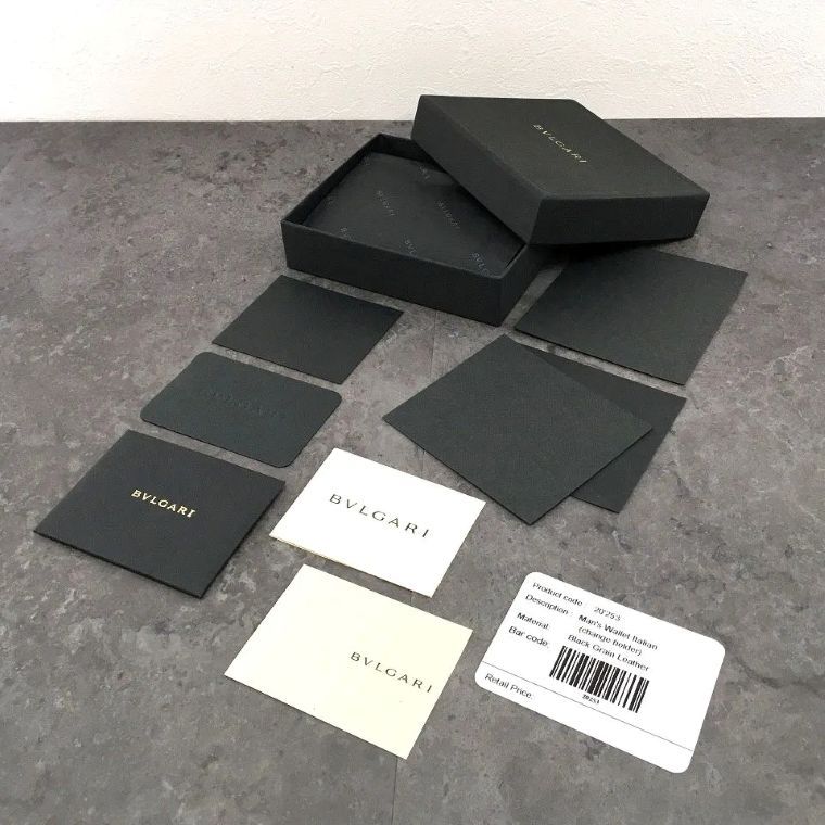 送料込み！ 未使用品 BVLGARI 二つ折り財布 ブラック 箱付き 576