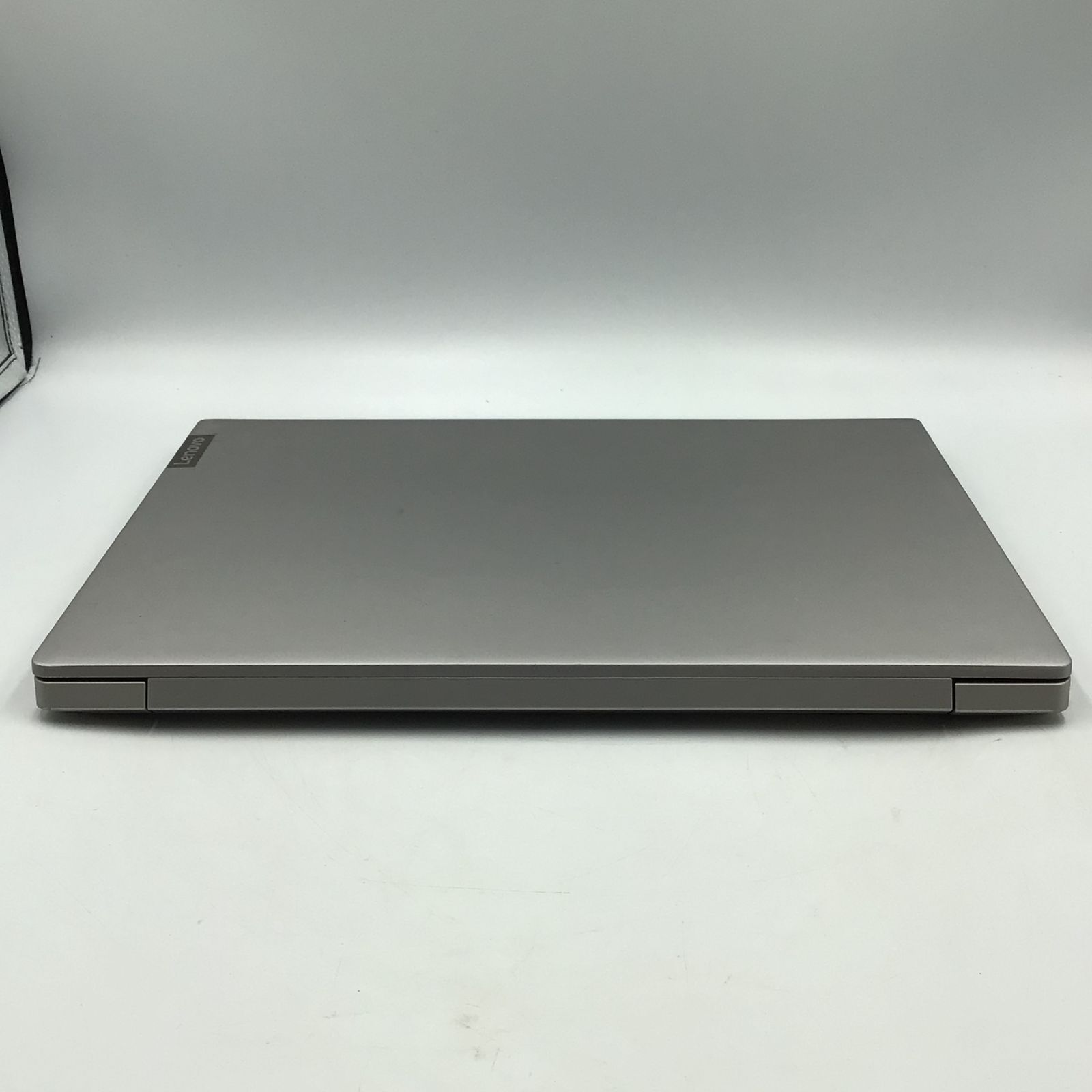 0520-04 薄型スタイリッシュ★LenovoノートPC★最新Win11/高速SSD/第8世代Core i3/Webカメラ/純正AC付★即購入OK