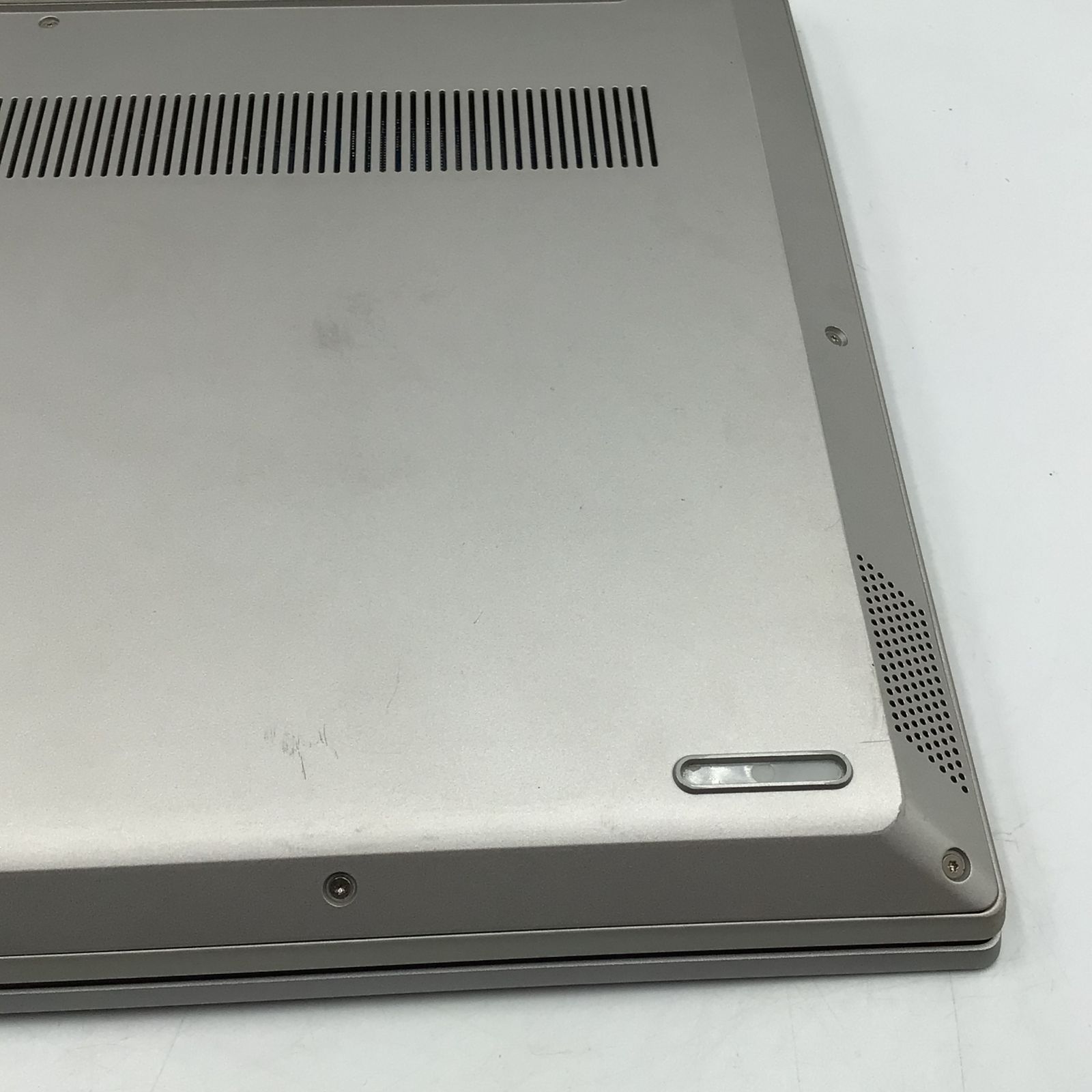 0520-04 薄型スタイリッシュ★LenovoノートPC★最新Win11/高速SSD/第8世代Core i3/Webカメラ/純正AC付★即購入OK