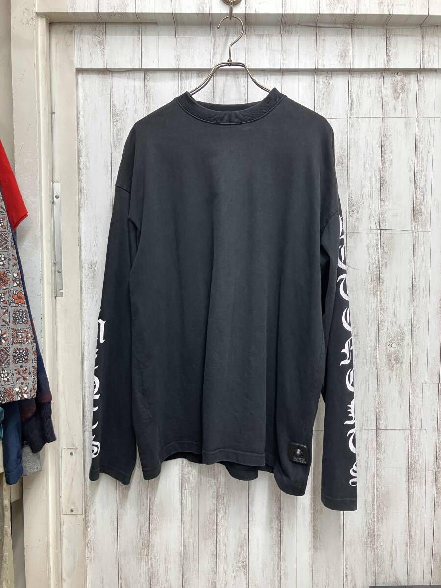 VETEMENTS/スウェット/Gothic Font Longsleev