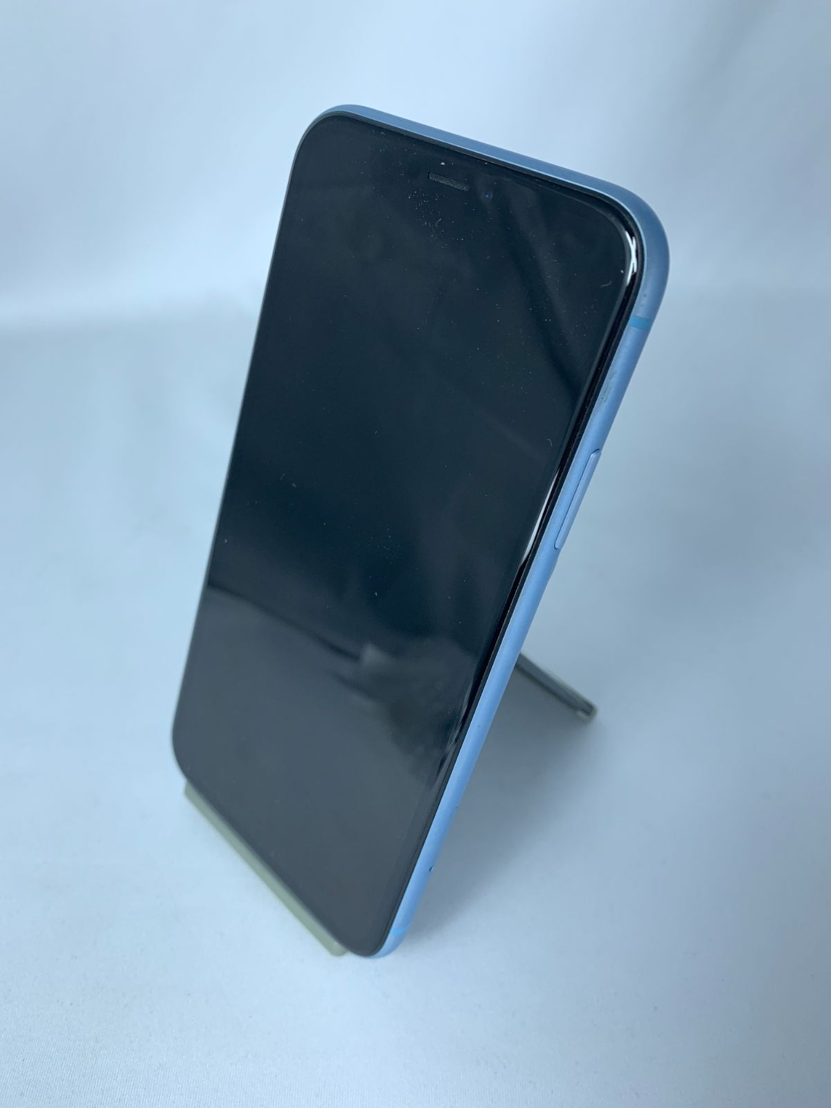 iPhone XR 64GB ブルー 中古 SIMロック解除済 - メルカリ