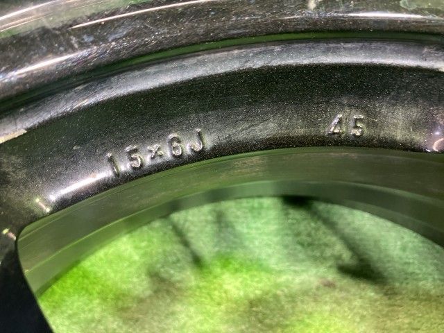 車 トヨタ TOYOTA 純正 プリウス 2本 ホイール アルミ クロ 15インチ