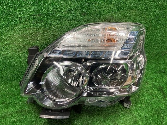 エクストレイル DNT31 左ヘッドランプ・ヘッドライト 20GT イチコ 1849 26060-3UB5A G41