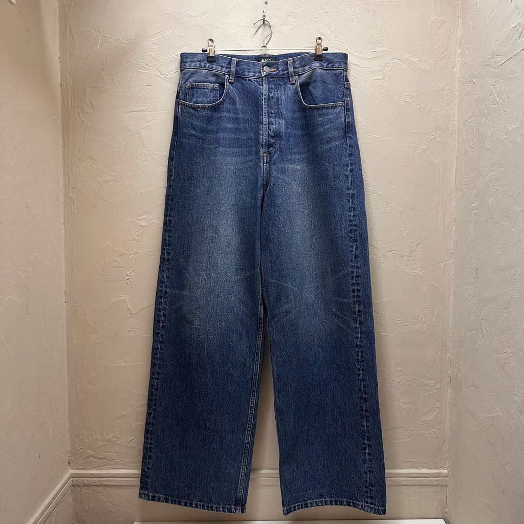 A.P.C アーペーセー JEANS VOILE-DENIM DELAVE 90'S デニムパンツ