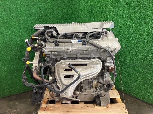 プリウス ZVW30 エンジンASSY S 19000-37470 1F7