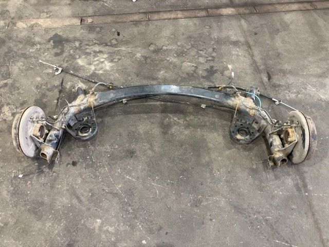 カローラアクシオ NZE164 リアアクスルビーム 1.5X 4WD 42110-52281 040