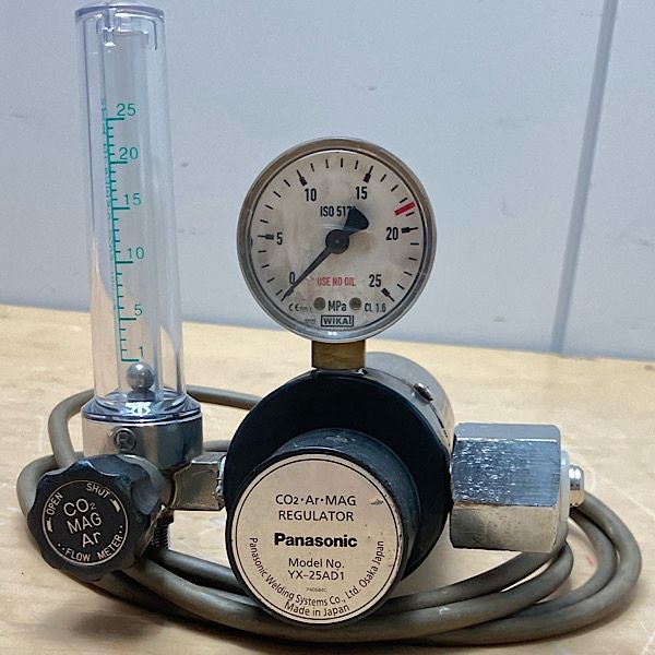 【ジャンク・現状品】Panasonic/パナソニック ガス調整器 YX-25AD1 CO2 Ar MAG ●134194