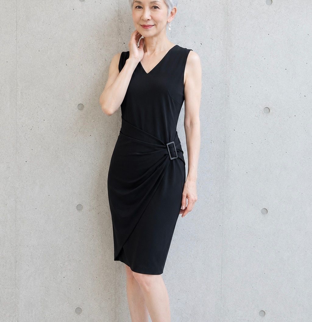 レジィーナロマンティコ　レジーナロマンティコ　ブラック　ノースリーブ　ワンピース 美品 REGINA ROMANTICO レジィーナロマンティコ カシュクール