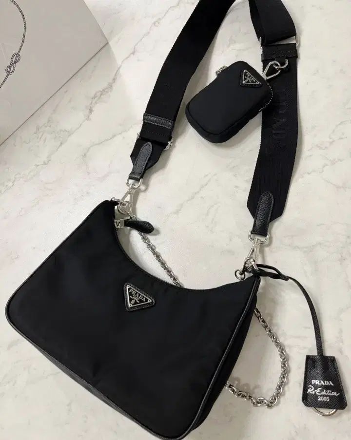 プラダ リナイロン テスート HOBO BAG クロスバック レディース プラダ バッグ 正規品
