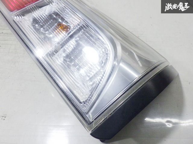 セレナC26 HC26後期 テールライト左右セットKOITO 220-23682 セレナC26 HC26後期 テールライト左右セットKOITO 220-23682 2026年