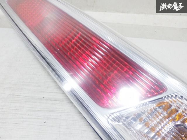 破損無し！】セレナ C26 FC26 日産純正 テールランプ テールライト 右