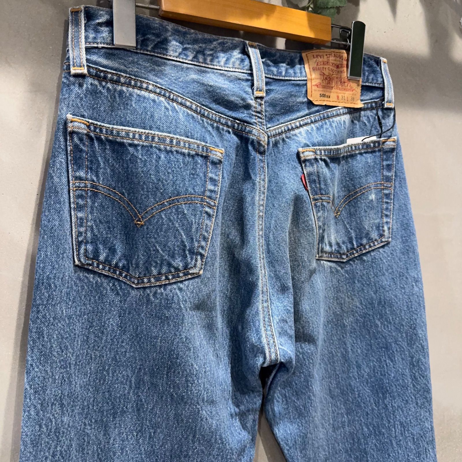 90s/ W34 リーバイス 赤文字 501XX USA製 ヴィンテージデニム Levi's 501XX USA製 W31 リーバイス デニムパンツ 90s 赤文字 - メルカリ