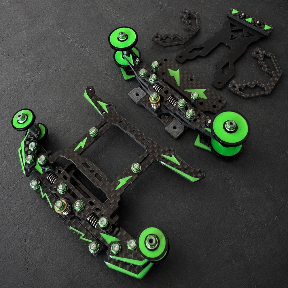 ミニ四駆用 カーボンATフロント単アンカーリア1軸左右独立スライドセット 社外品 ミニ四駆用 カーボンATフロント、単アンカーリア、1軸左右独立スライド