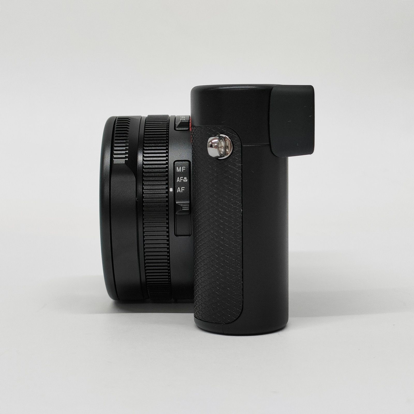 Leica D-LUX 8 DC VARIO-SUMMILUX 1:1.7-2.8/10.9-34 ASPH. TYPE NO