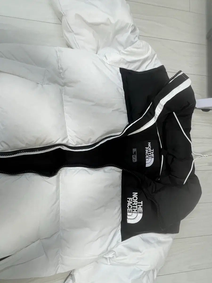 THE NORTH FACE Nuptse 白 xs