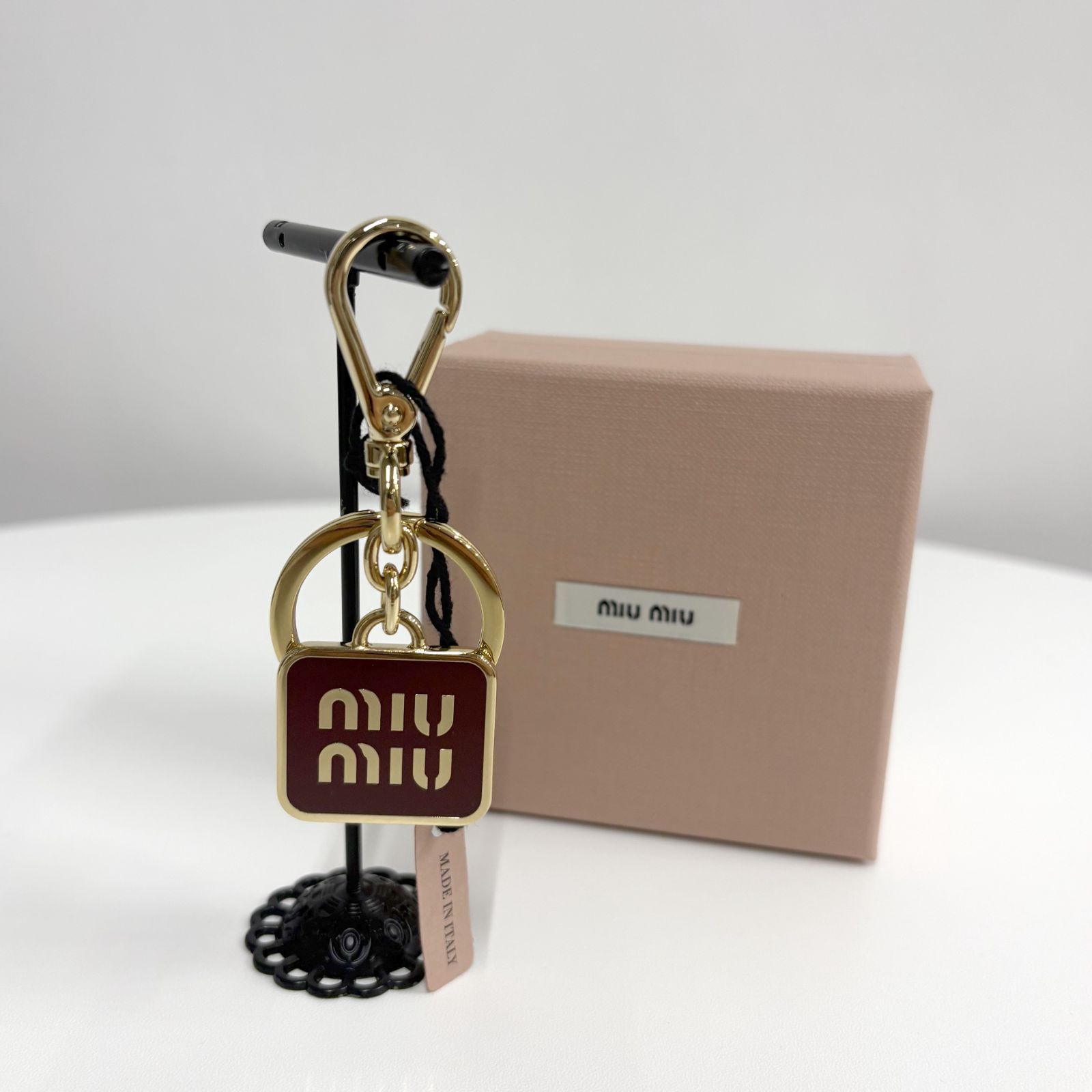 【新品未使用訳アリ】MIUMIU キーリング