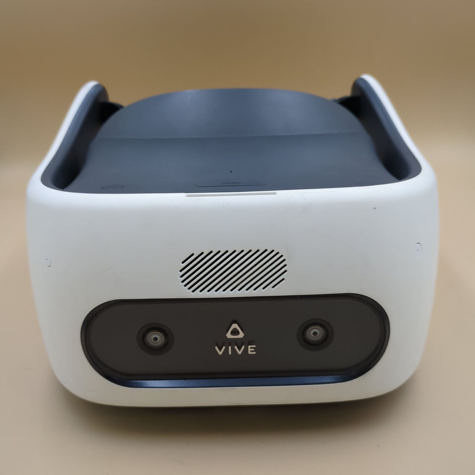HTC VIVE ジャンク品 VRセット 部品取り HTC VIVE トラッカー スターターキット VRヘッドセット アクセサリー