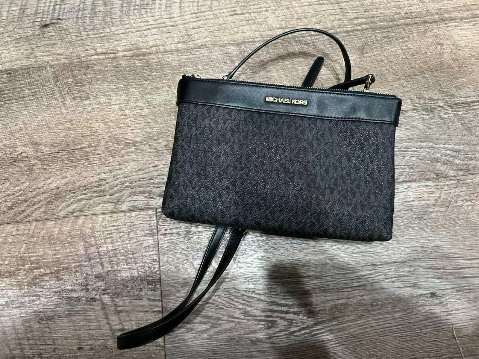 中古美品正規品★マイケルコース MICHAEL KORS ショルダーバッグ ブラック 3wey