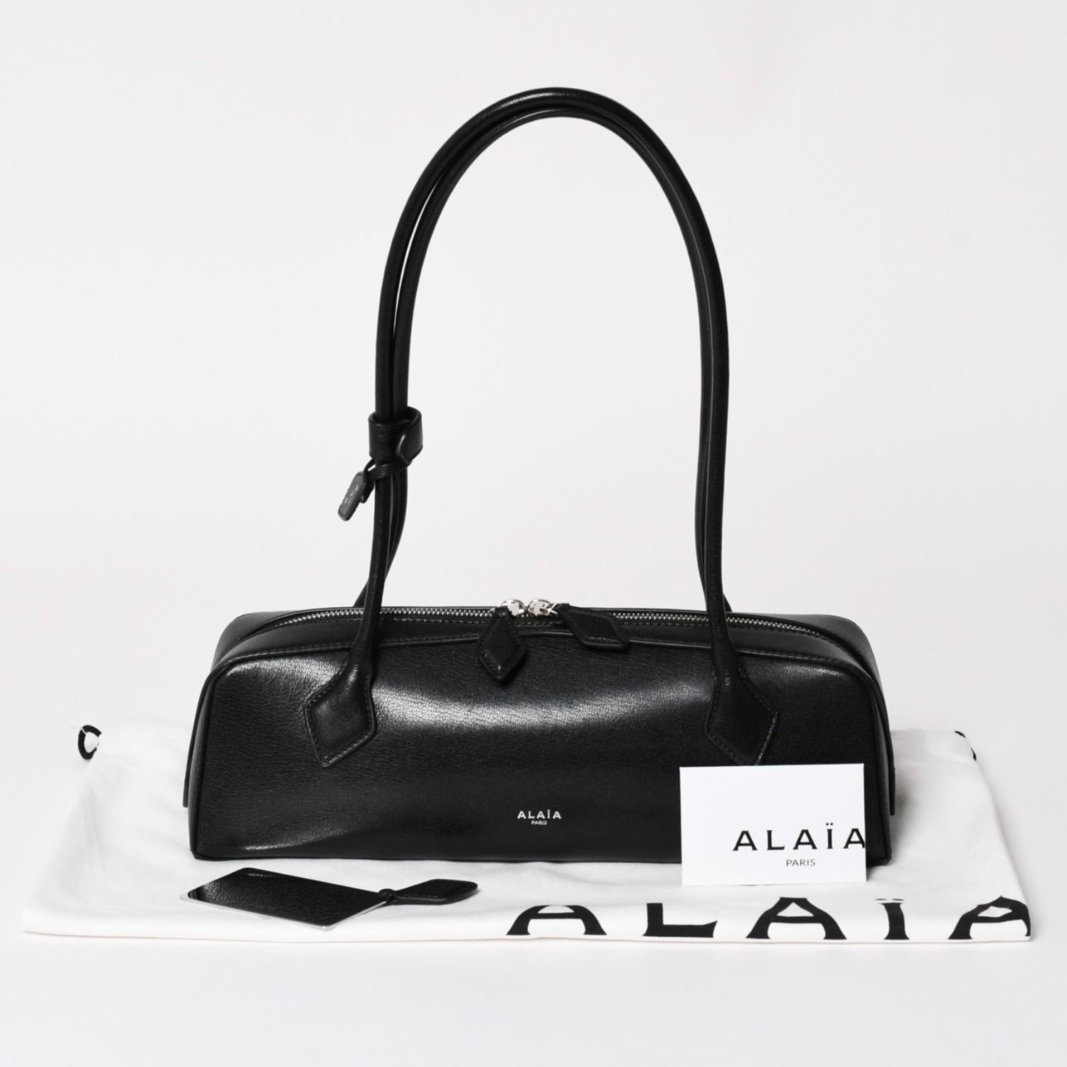 新品同様 ALAIA アライア LE TECKEL MEDIUM ル テケル ミディアム ワンショルダーバッグ AA1S06033 シャイニーゴートスキン 中古 4a002786