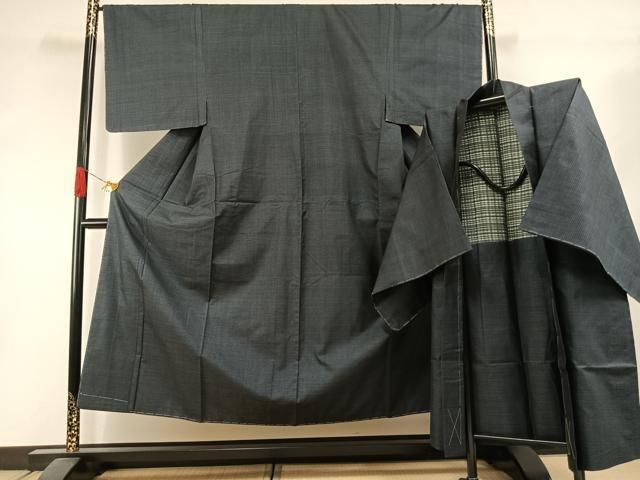 平和屋着物●男性　本場大島紬　アンサンブル　100亀甲　総詰め　正絹　逸品　未使用　AABI1498fy