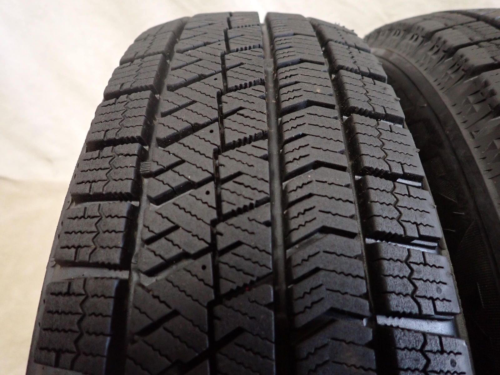 売約済　バリ山★冬用　ブリザックVRX　155/65R14　ワゴンR　ムーヴ　タント　N-BOX　ブリヂストン　軽自動車　岩手県盛岡市　安心の調整済み 冬4本 会社宛 送料無料 155/65R14 75Q ブリヂストン ブリザック VRX2