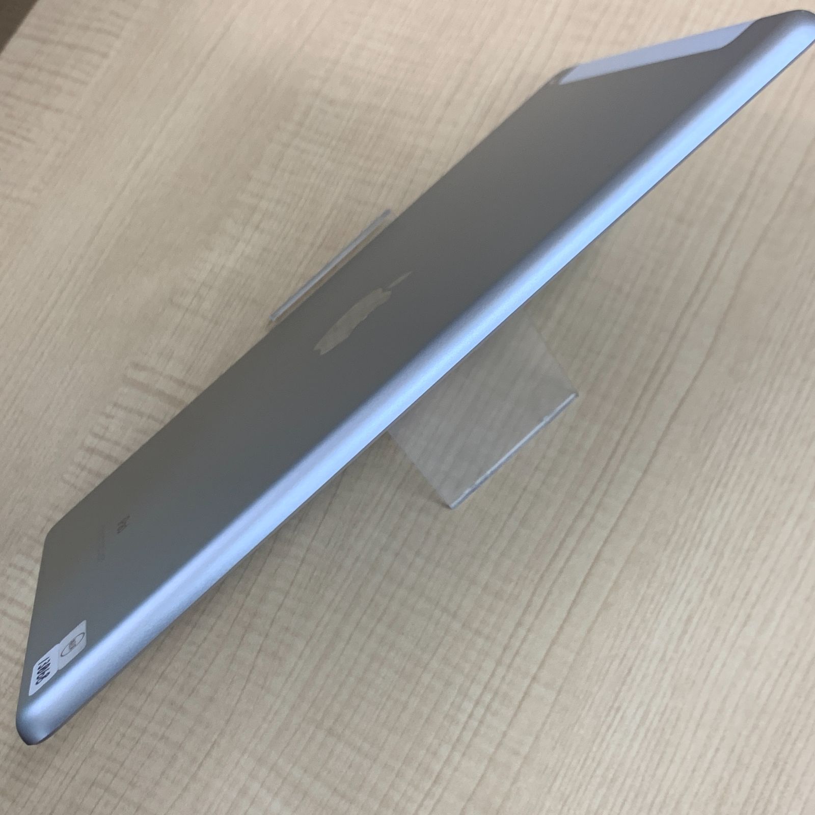 iPad 第6世代 128GB シルバー WiFi+Cellular - メルカリ