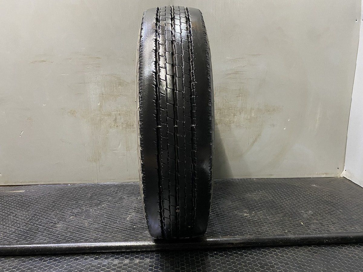 TOYO DELVEX M134 205/80R17.5 120/118L LT 17.5インチ ライトトラック用 夏タイヤ 1本 22年製 バリ溝 シビリアン ローザ等　(KTS503)