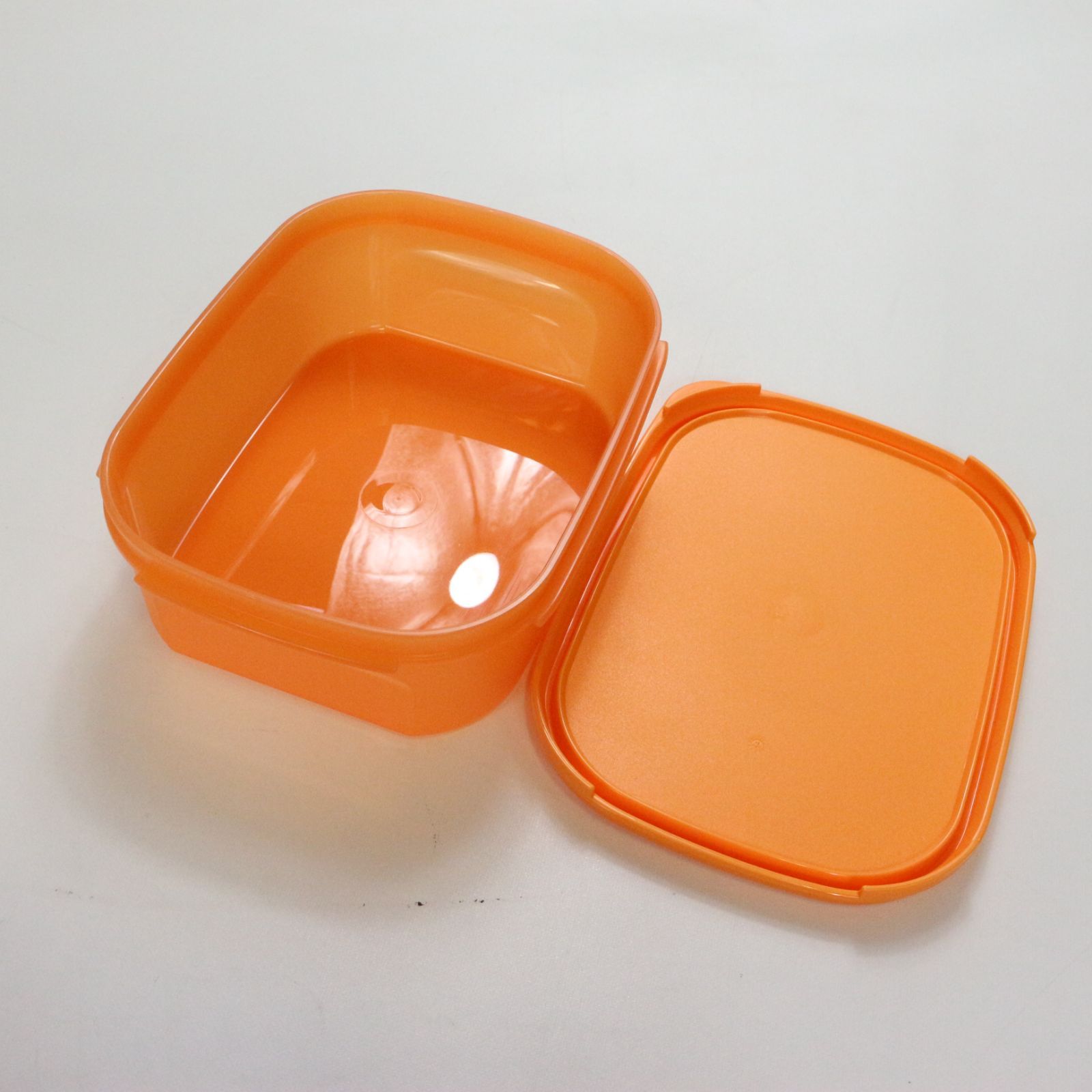TM_331】Tupperware タッパーウェア MM HALF WIDE ＆ SQUARE SET(6) MM
