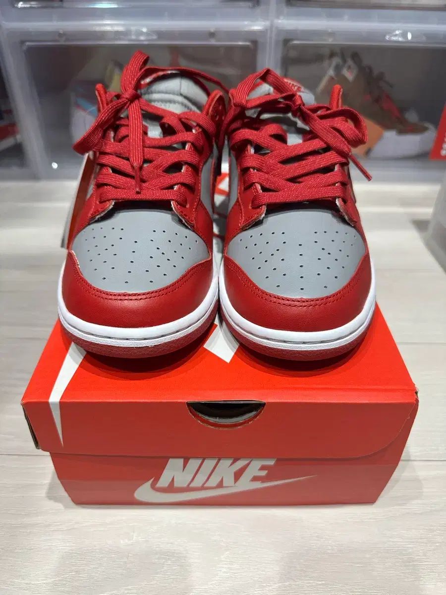 NIKE ダンク ロー レトロ レッド/グレー 新品 27,161円