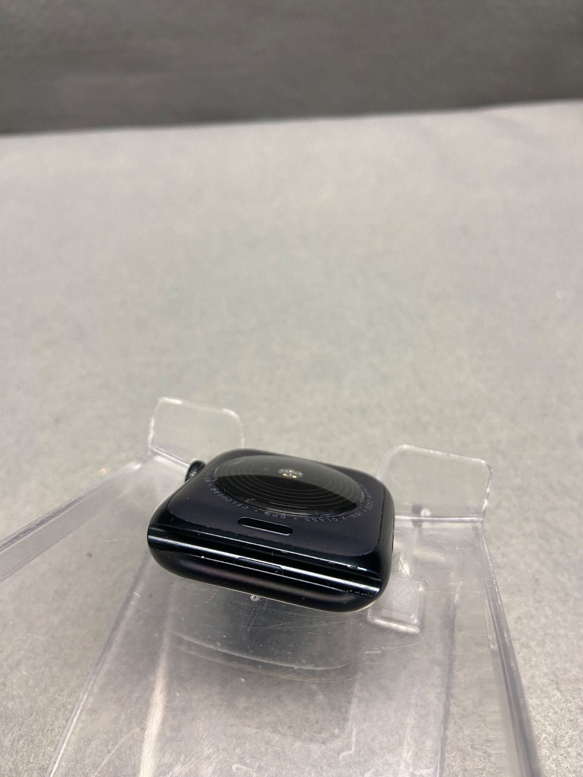 ほぼ未使用 Apple Watch SE 第3世代 64GB GPS＋Cellular版 44mm 