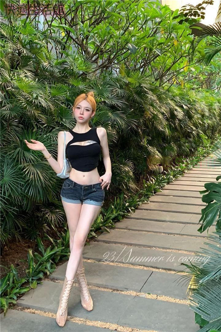 新品 未使用 レディース ファッション系 韓国 服 レディース パンツ 青 ショートパンツ デニム ダメージ ジーンズ 青