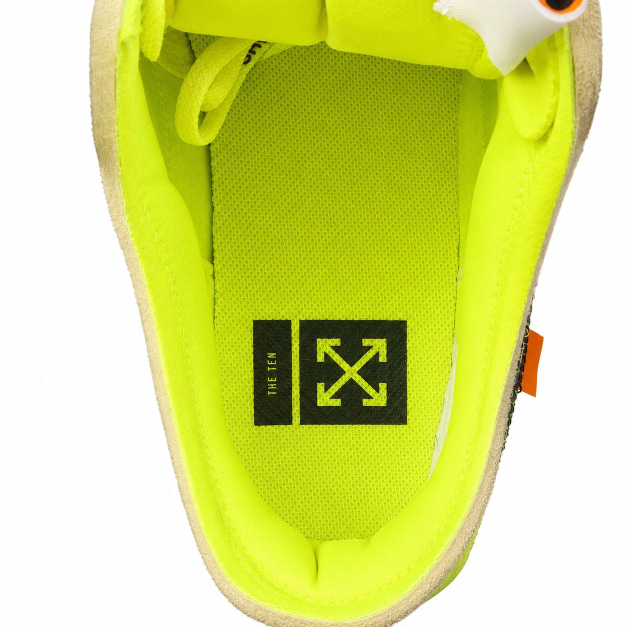 新品 未使用品 Off-White × NIKE AIR FORCE 1 LOW VOLT オフホワイト