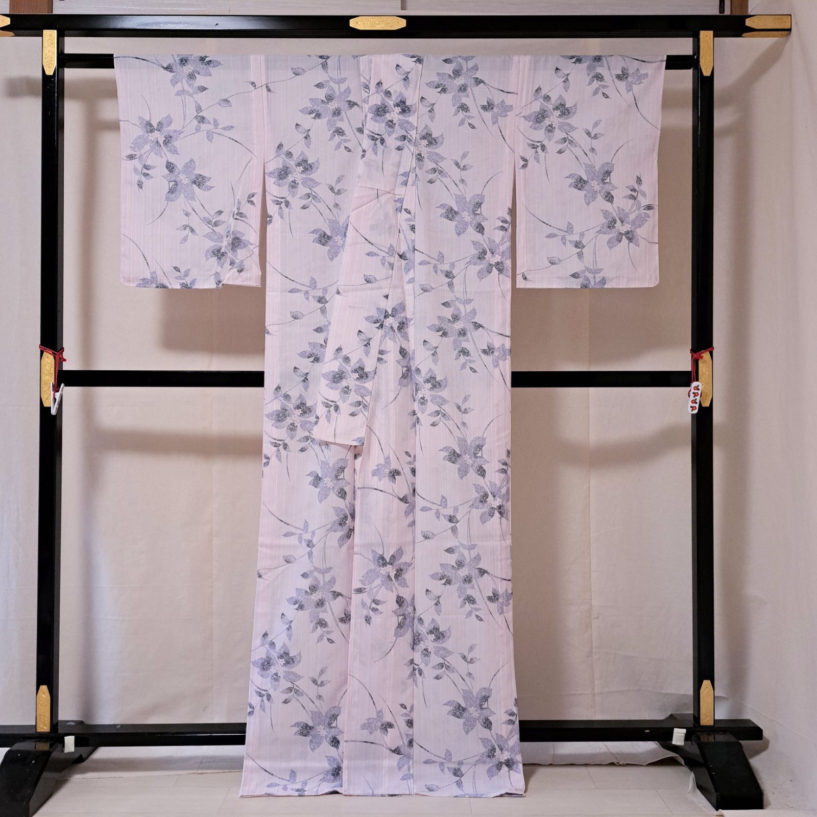 洗える夏着物・絽・小紋】 化繊 薄いピンク地に花柄 る21M10a - メルカリ