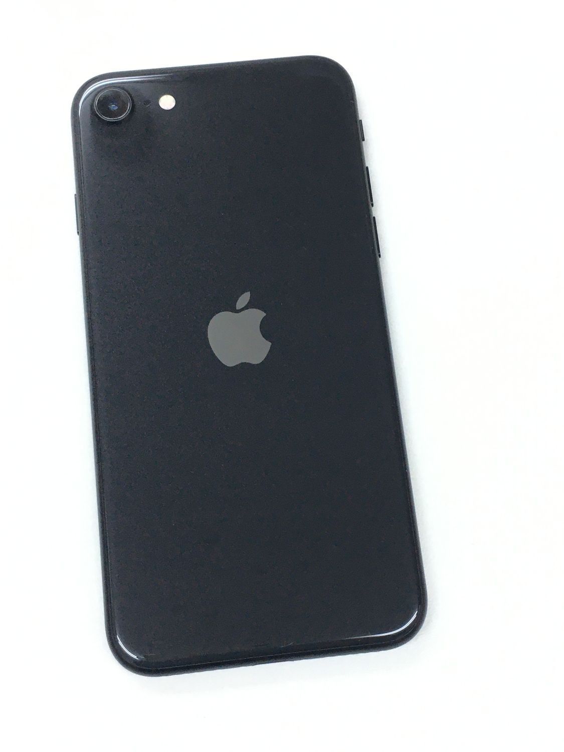 美品 電池100%SIMフリー iPhone SE(第2世代) 64GB ブラック