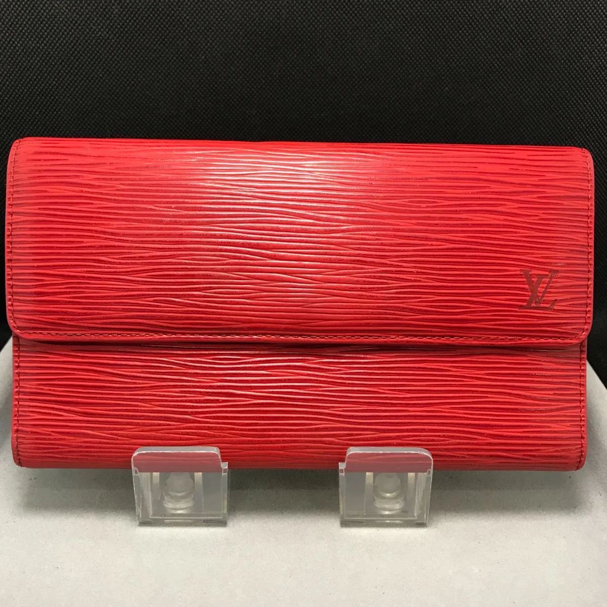 LOUIS VUITTON　ルイヴィトン　長財布　ポルトトレゾール　インターナショナル　エピ　レッド系　2007