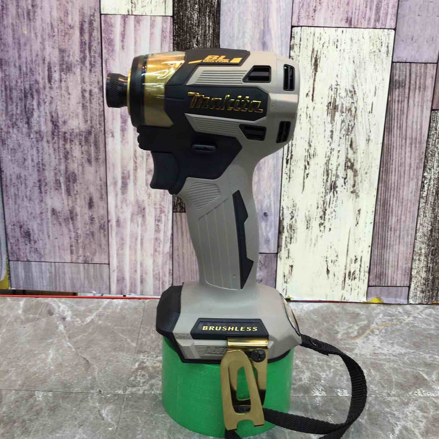 未使用品】本体+ケース マキタ makita コードレスインパクトドライバー