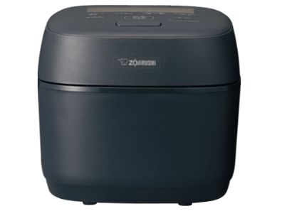 【新品/在庫あり】象印 ZOJIRUSHI 圧力IH炊飯ジャー 炎舞炊き 鉄 くろがね仕込み 豪炎かまど釜 4合炊き 黒 NW-UU07-BZ