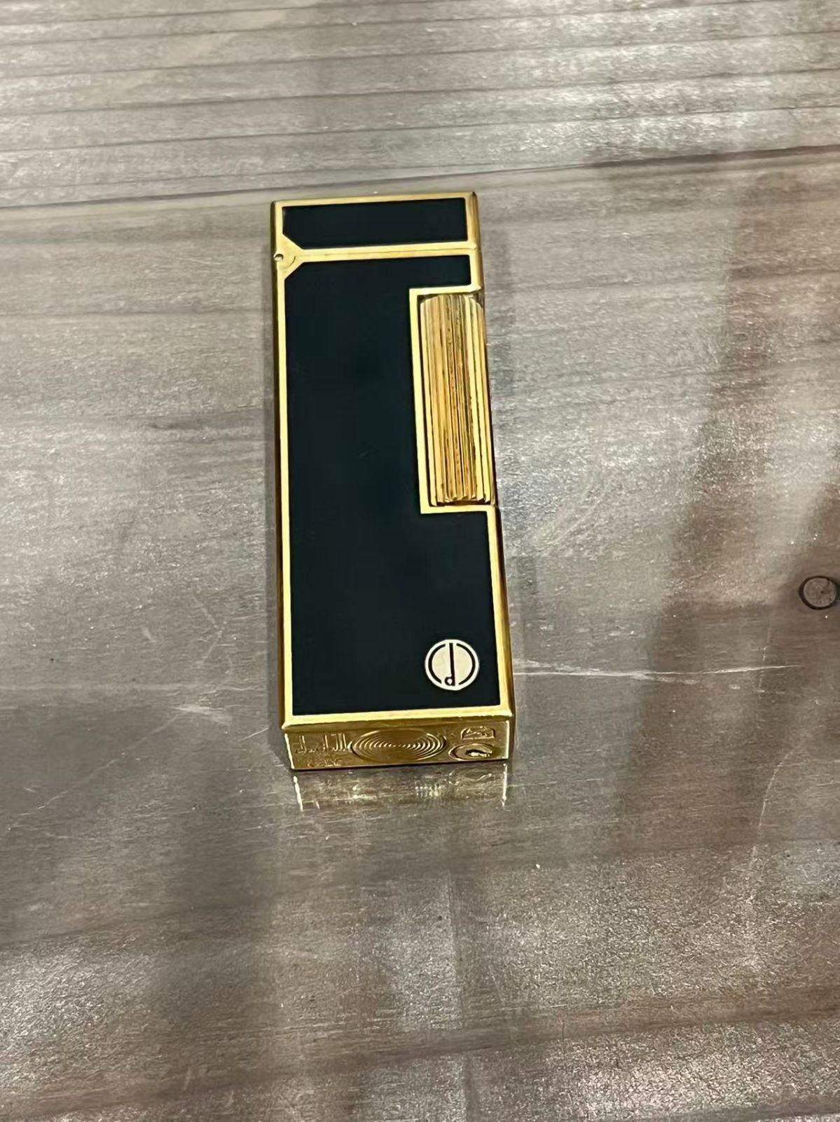 中古美品正規品　Dunhill ダンヒル ローラーガスライター　着火未確認