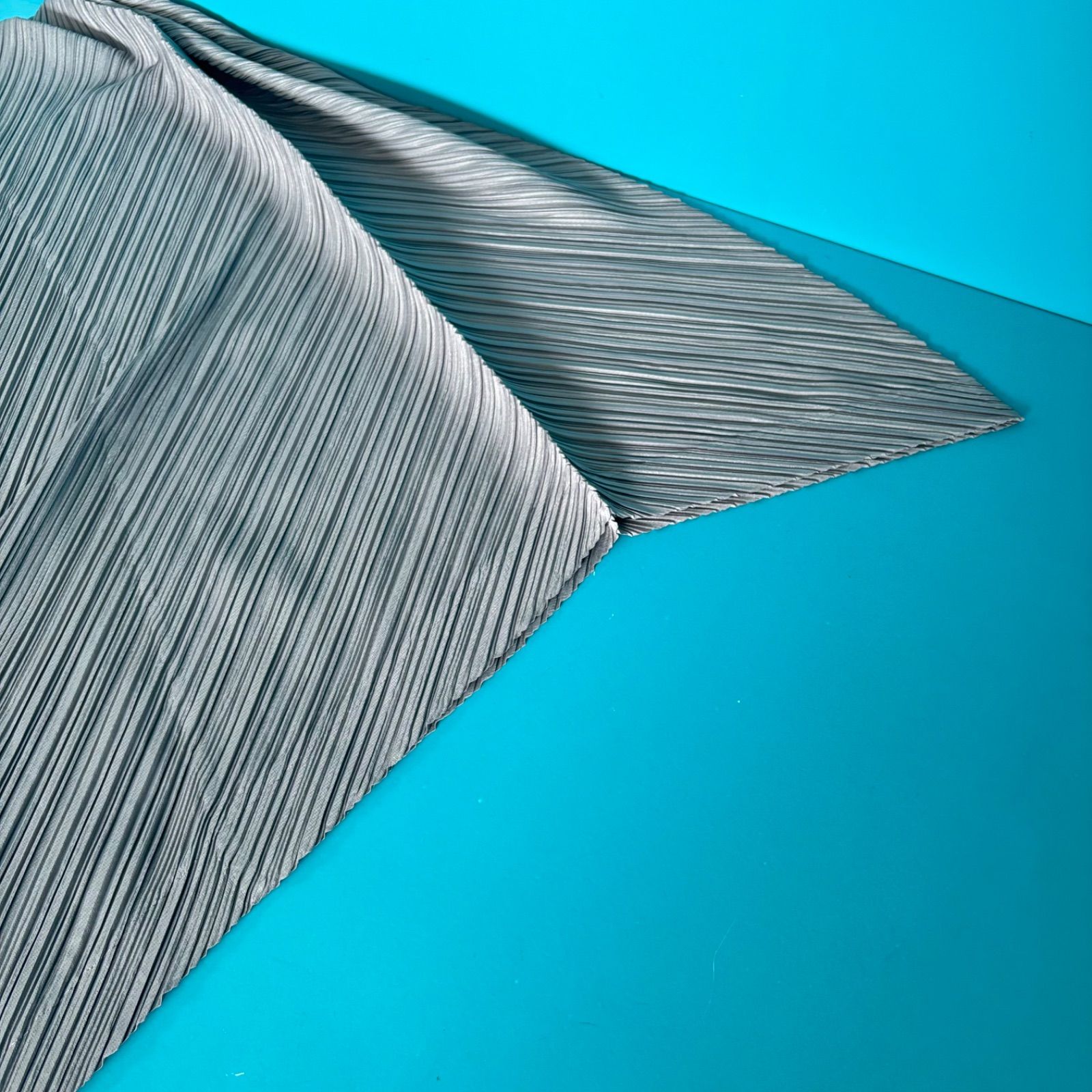 PLEATS PLEASE ISSEY MIYAKE プリーツプリーズ イッセイミヤケ