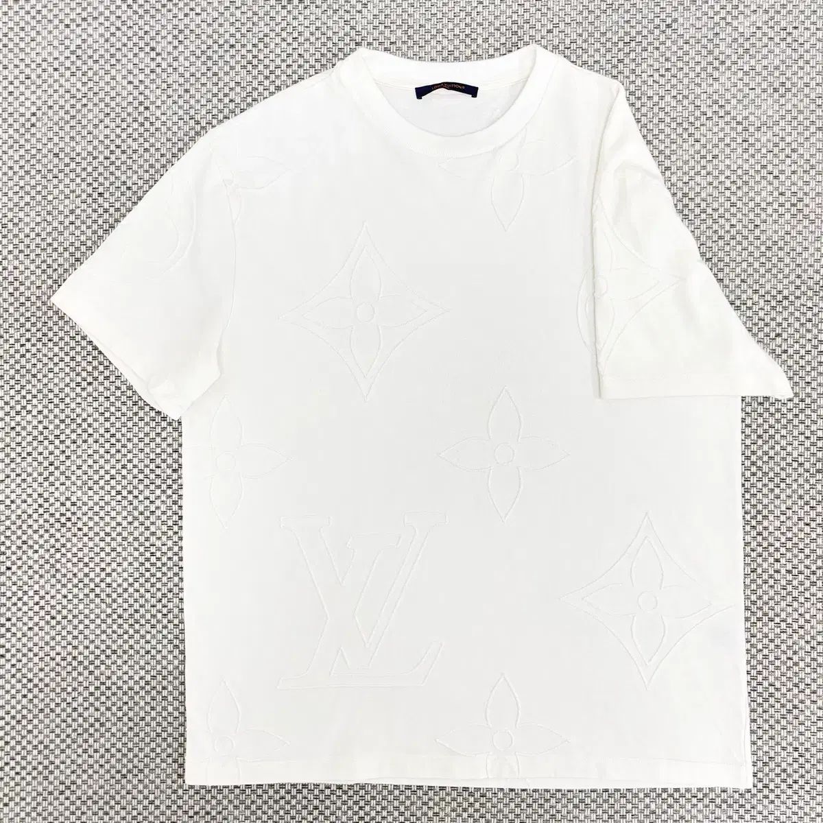 XXL ルイヴィトン LVロゴ 刺繍 半袖Tシャツ 78,900円