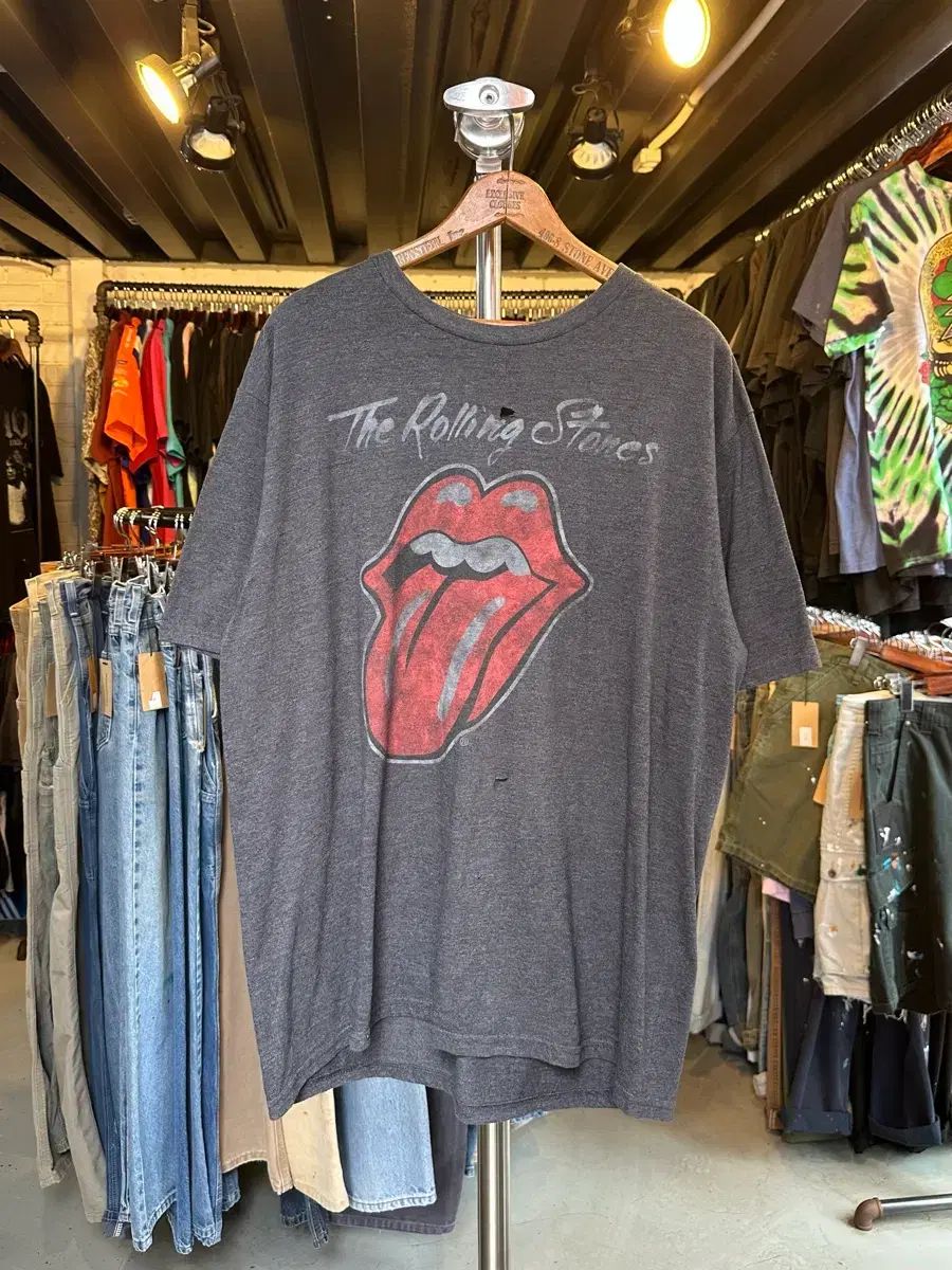 105 ローリングス ストーンズ ロックバンド プリンティング Tシャツ