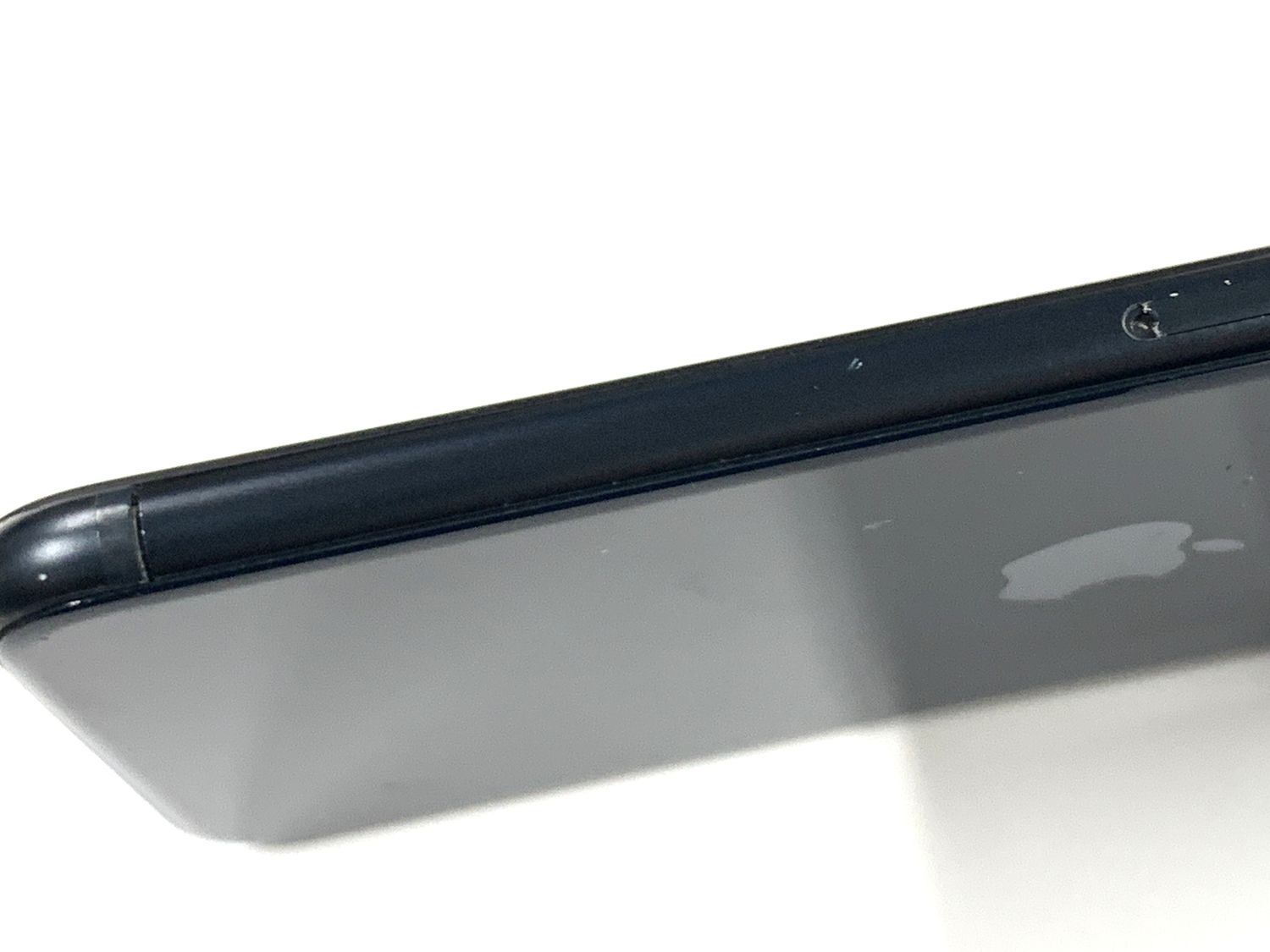 ジャンク 電池82%SIMフリーiPhone SE(第3世代) 64GB ミットナイト