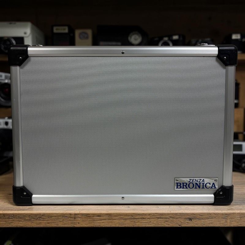 【希少品】ZENZA BRONICA ゼンザブロニカ 純正 アルミケース アタッシュケース カメラケース 約49×37×21cm 中判カメラ